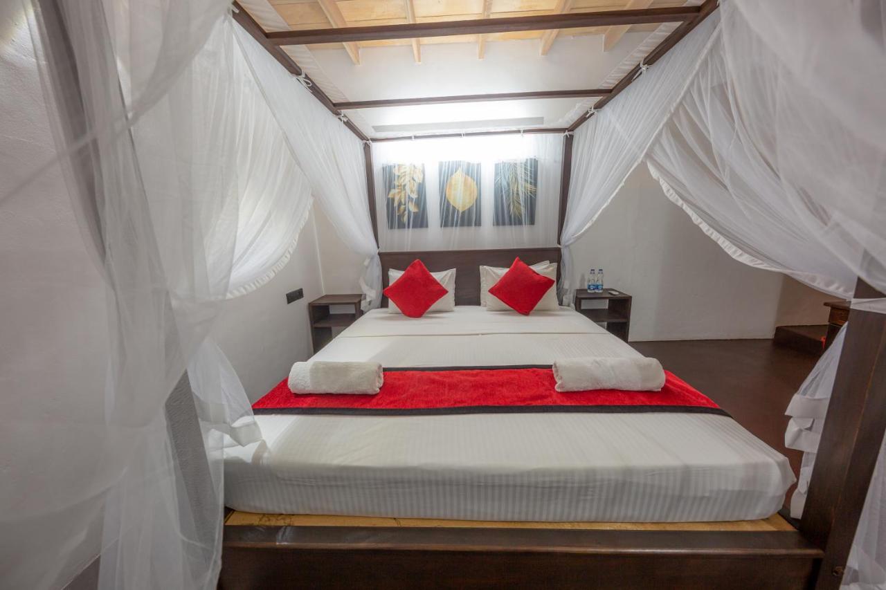 Hotel Happy Bay Weligama Exterior foto