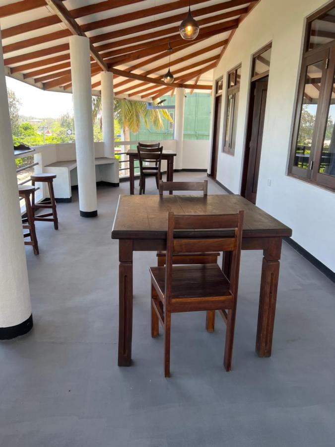 Hotel Happy Bay Weligama Exterior foto