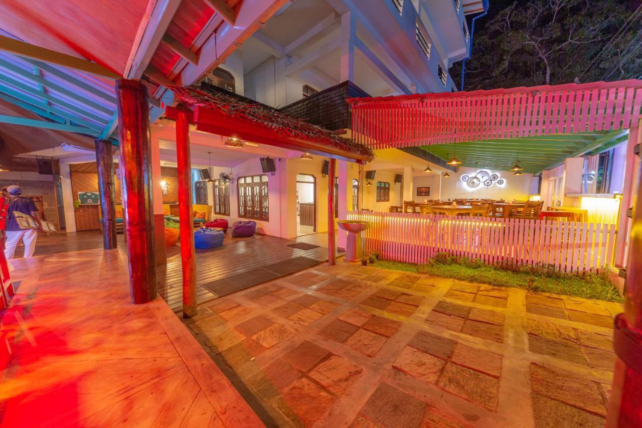 Hotel Happy Bay Weligama Exterior foto